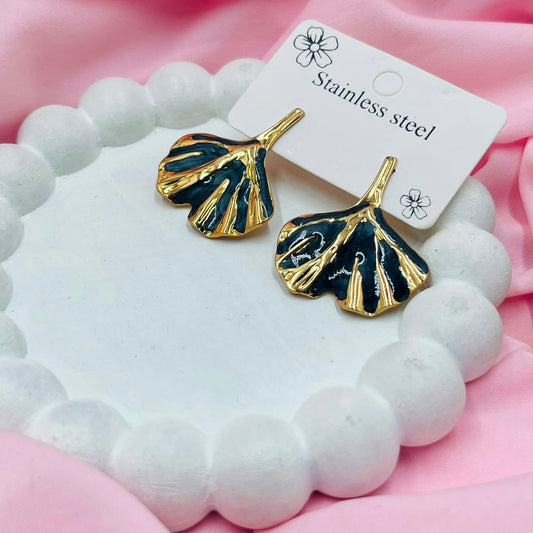Crown Gold Studs