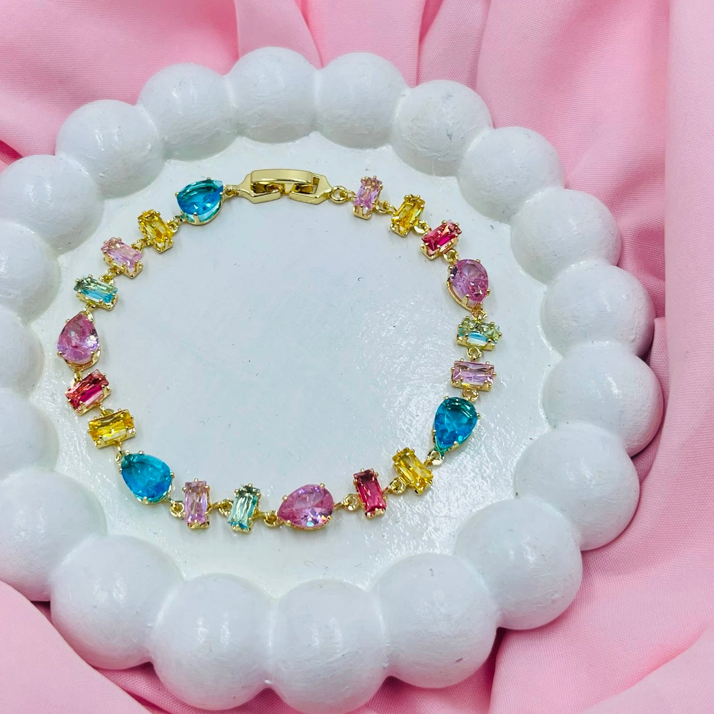 Vintage Tulip Bracelet