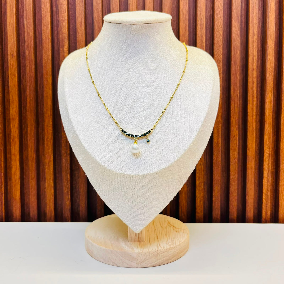 Glitter Grace Necklace