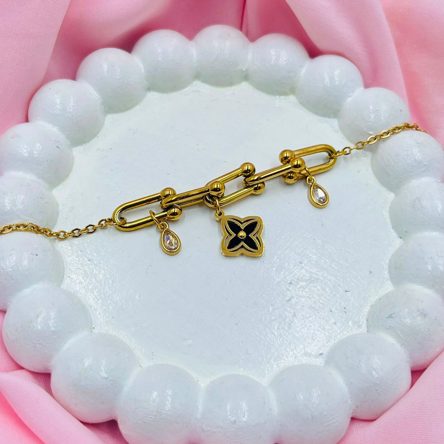 Regal Wrist Bracelet