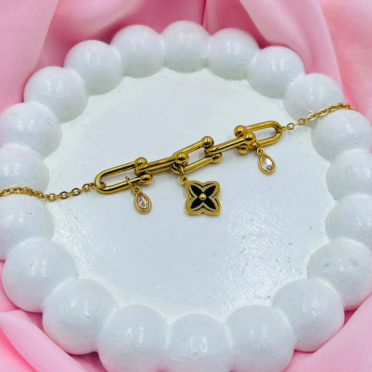 Regal Wrist Bracelet