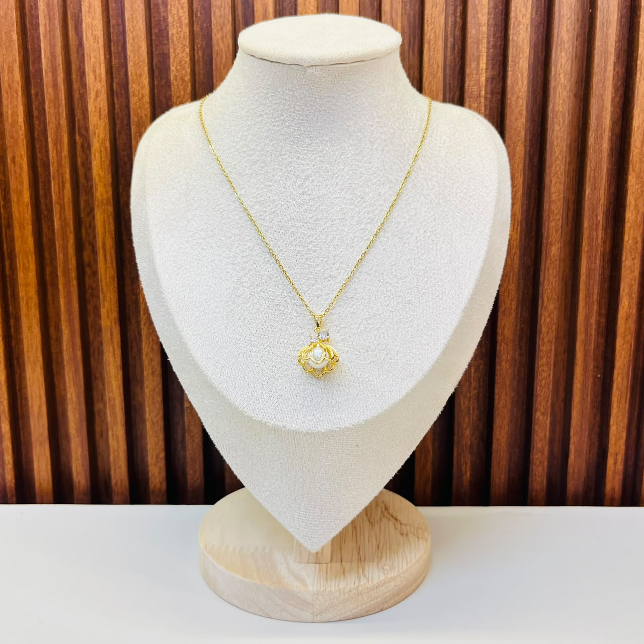 Pearl Necklace