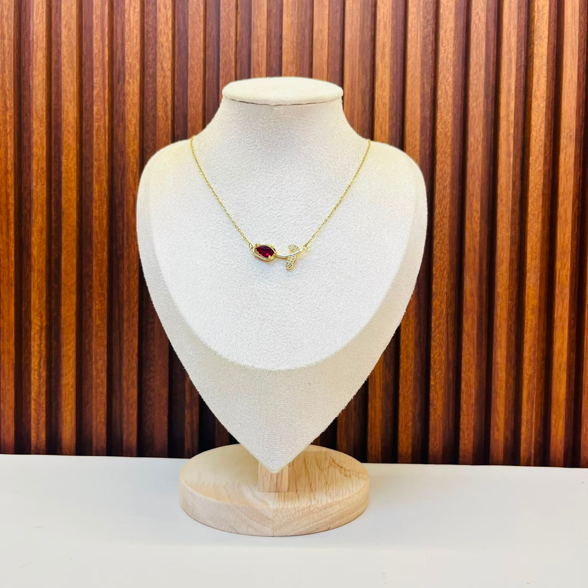 Edge Glow Necklace