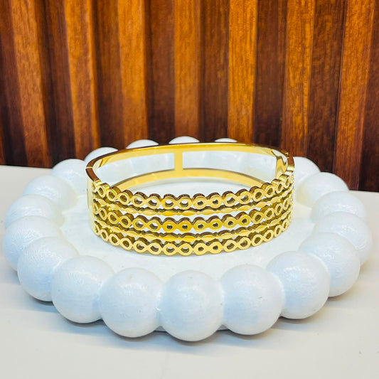 Golden Loop Bracelet