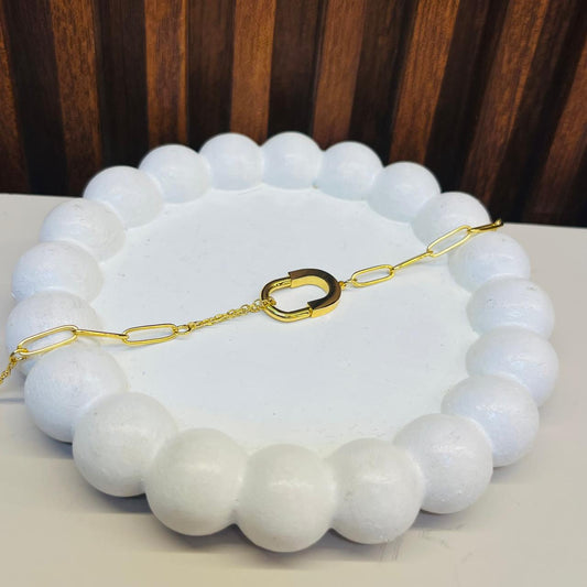 Central Clasp Bracelet