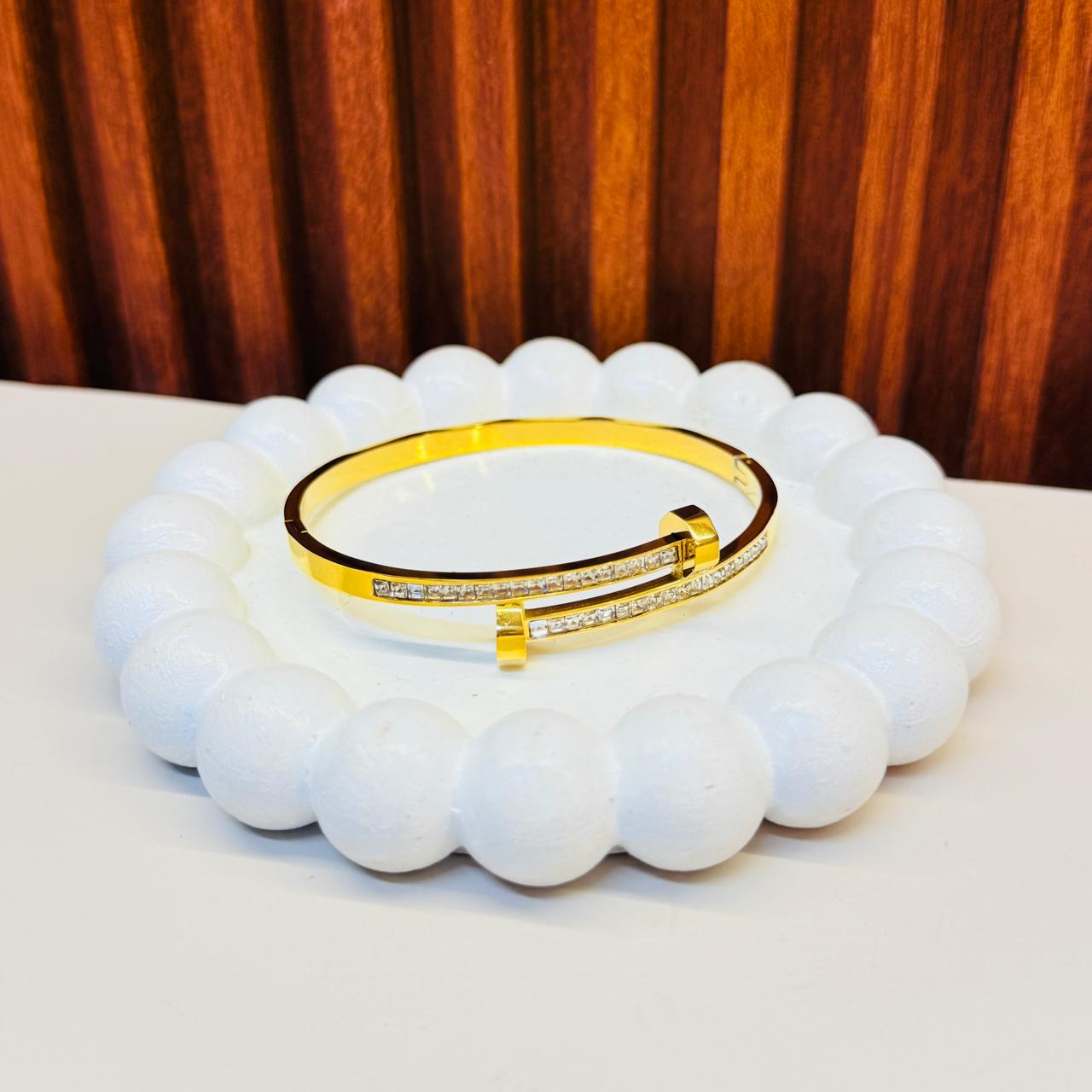 The Sparkle Bracelet