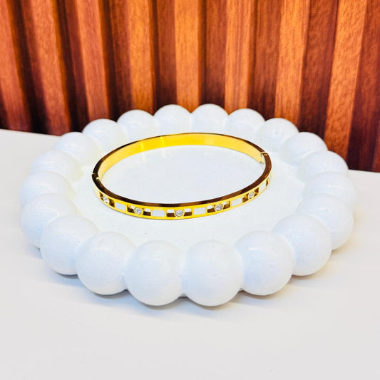 Molten Gold  Kada Bracelet