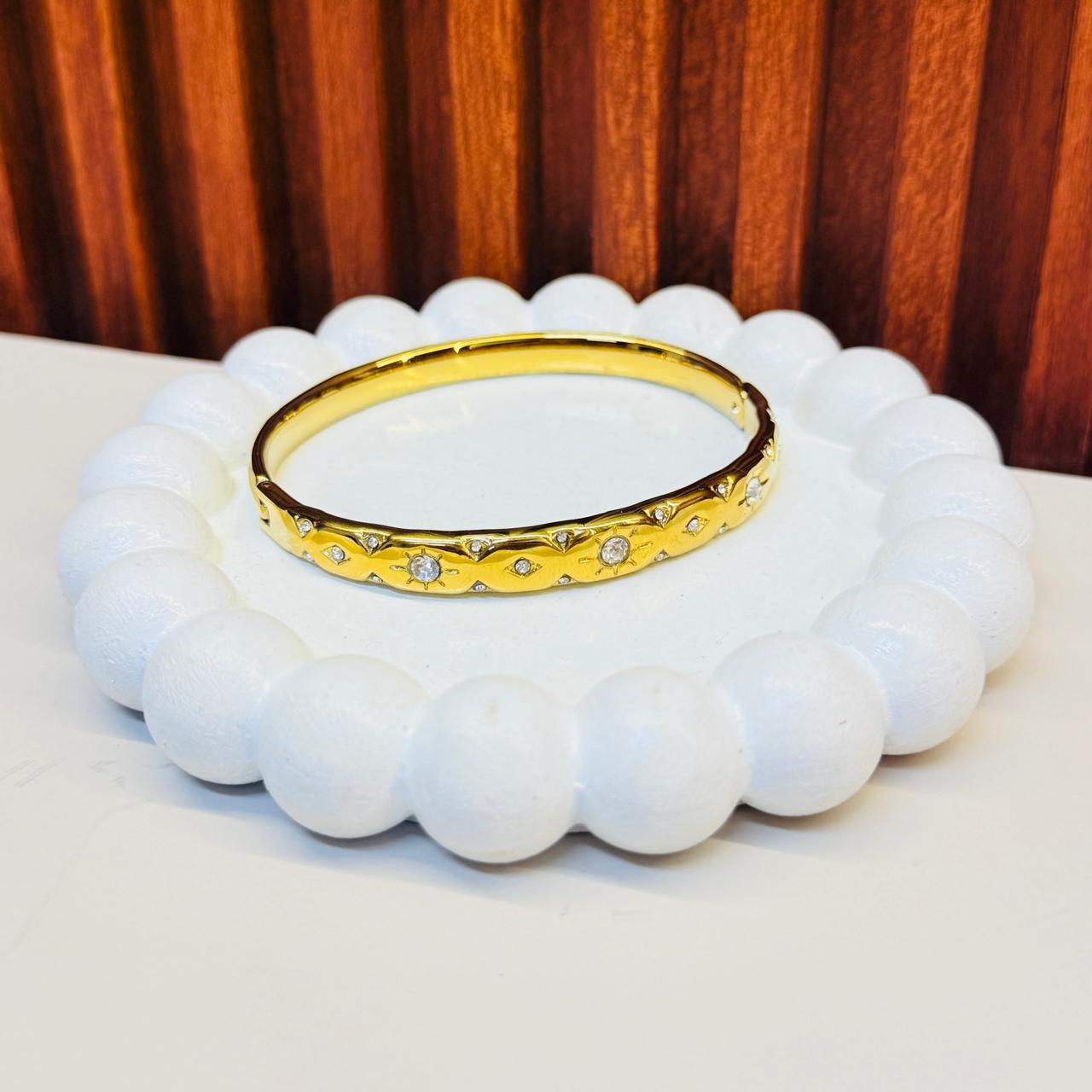 Royal Gleam Bracelet