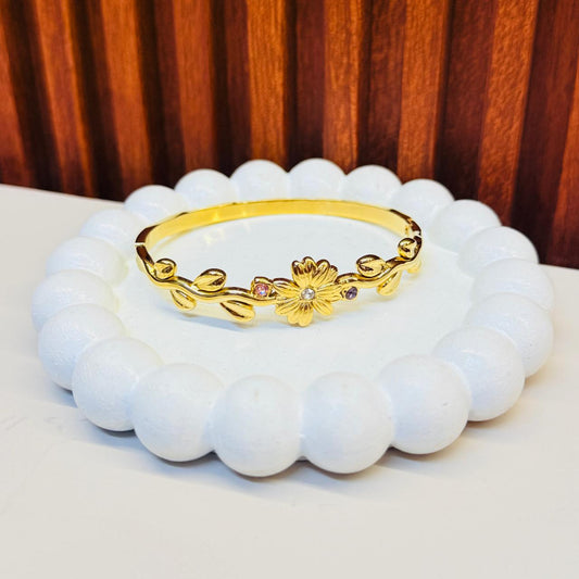 Floral Motif Stone  Bracelet
