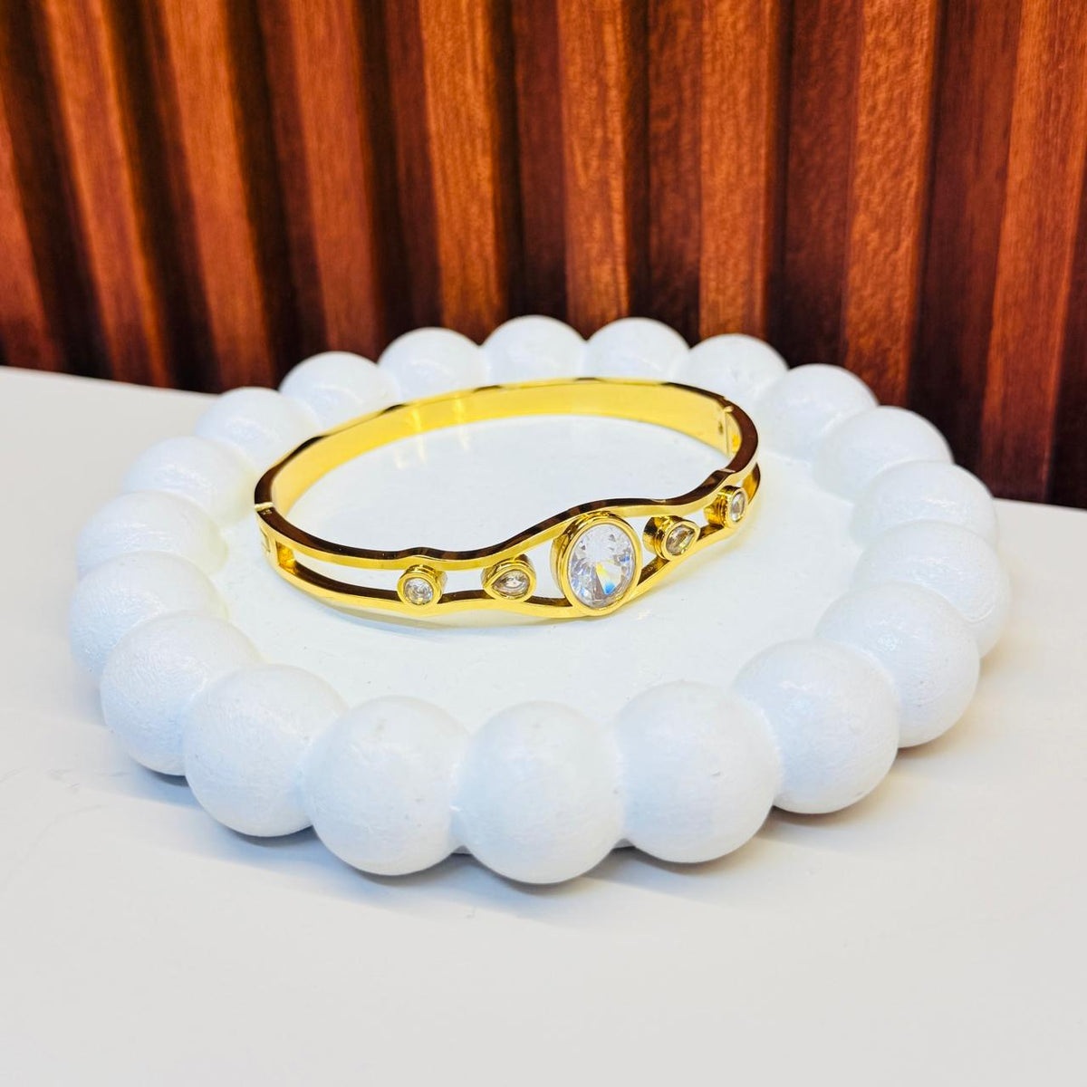 Subtle Spark Bracelet