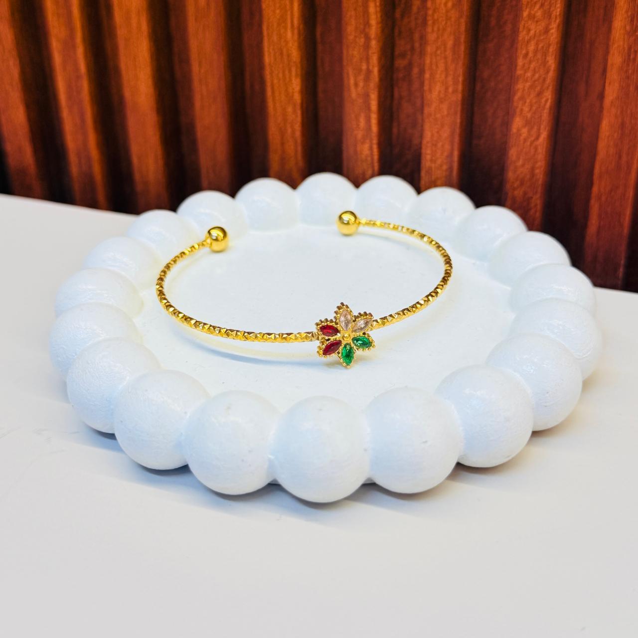 Small Flower  Bracelet