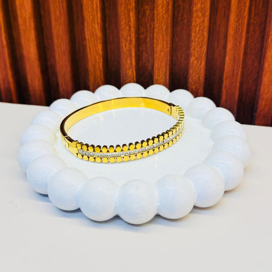 Noor Luxe Kada Bracelet