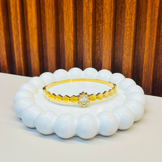 Grace Line  Bracelet