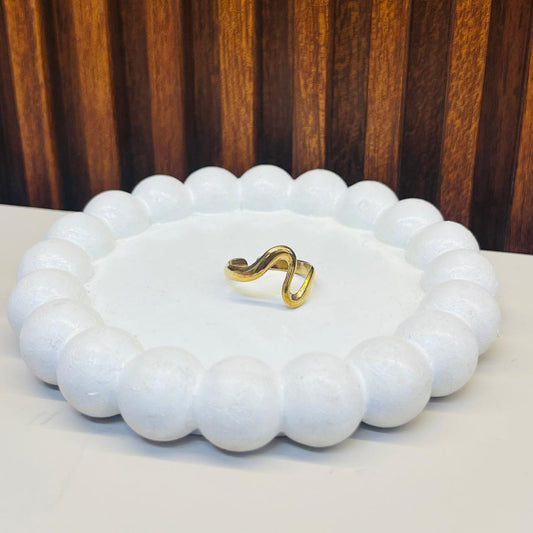 Classy Ring