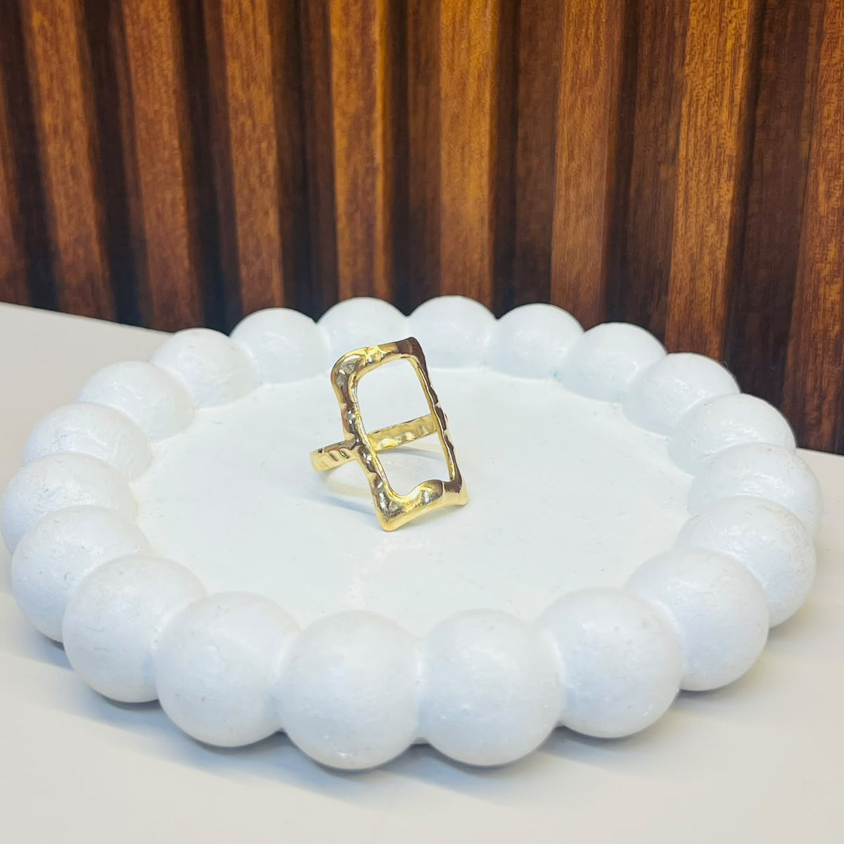 Elegance Ring