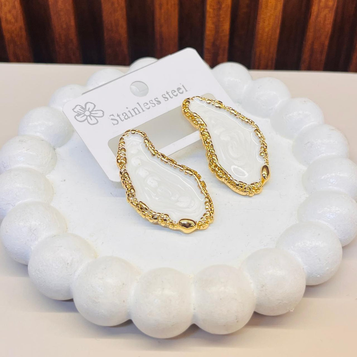 Sunflare White Earrings