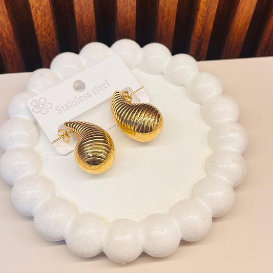 Ethereal Edge Earrings