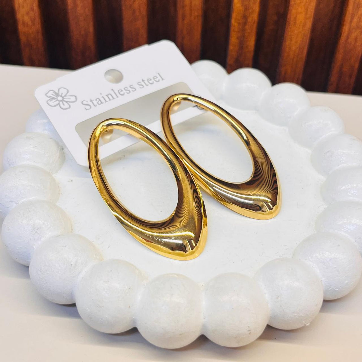 Gold Oval Earrings