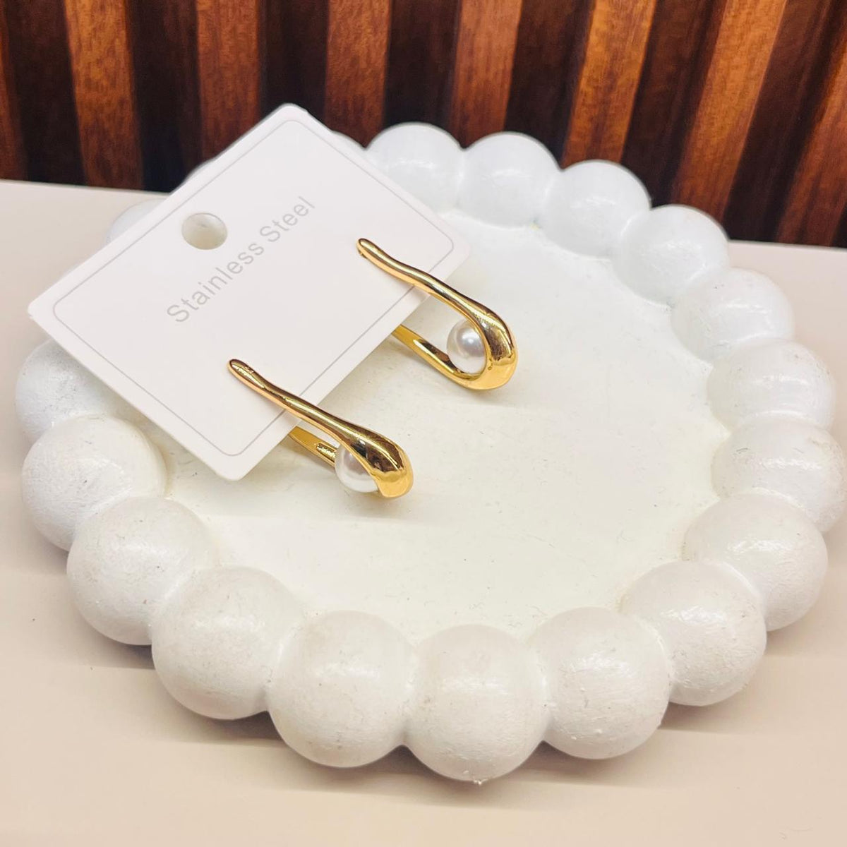 Regal Shine Earrings