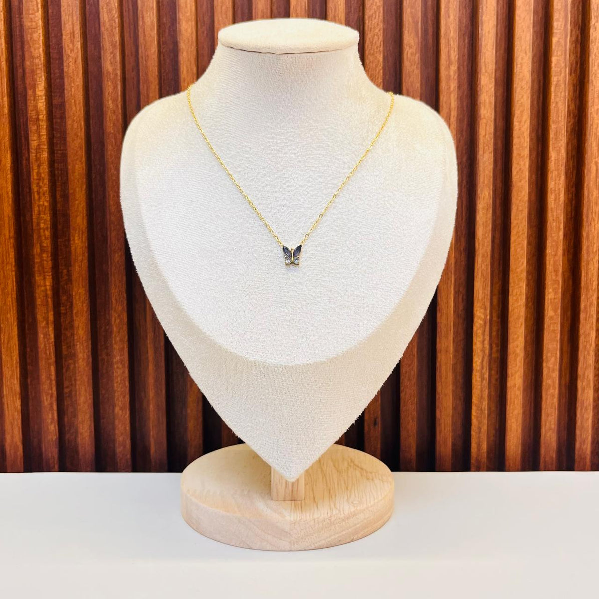 Golden Majesty Necklace