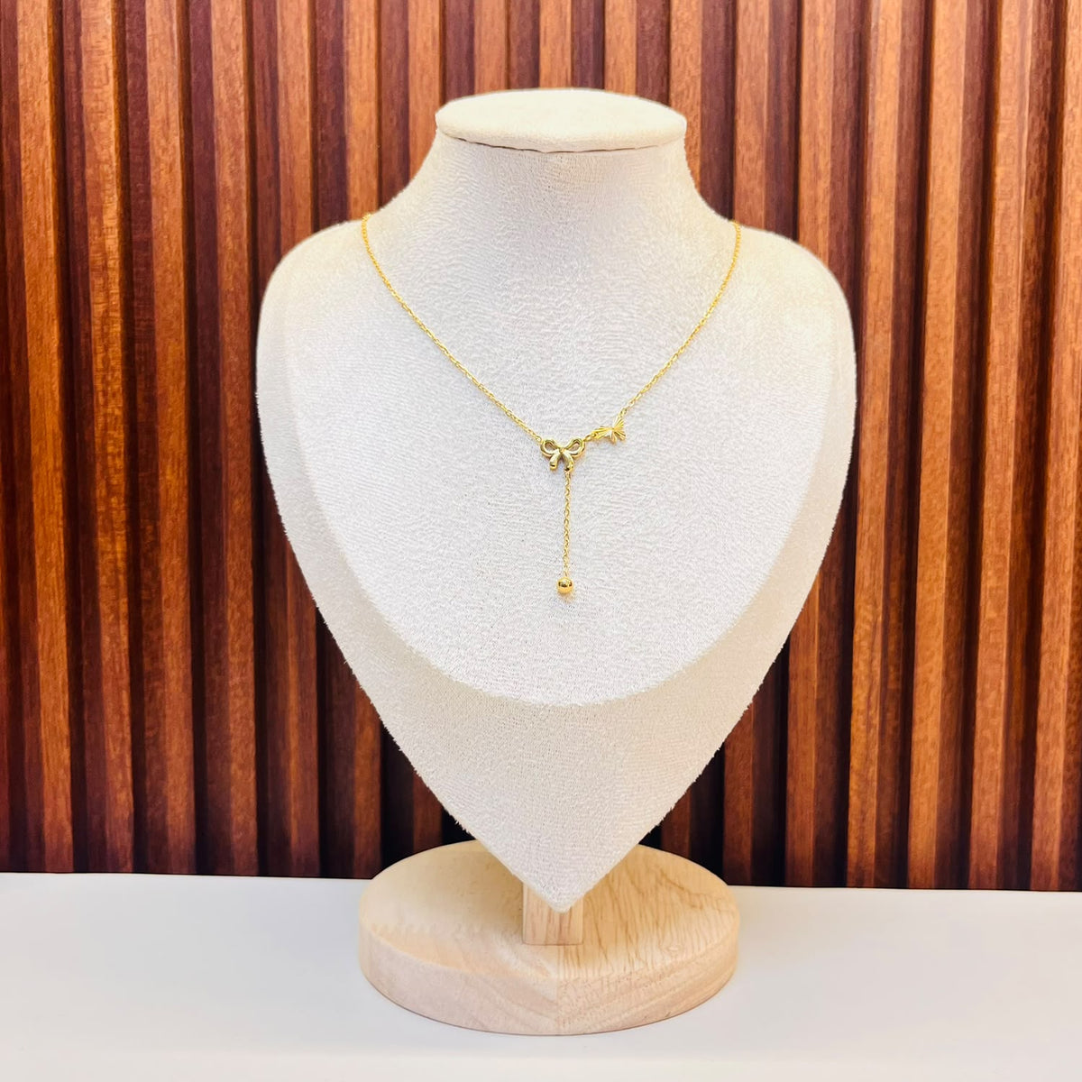 Bow Golden Necklace