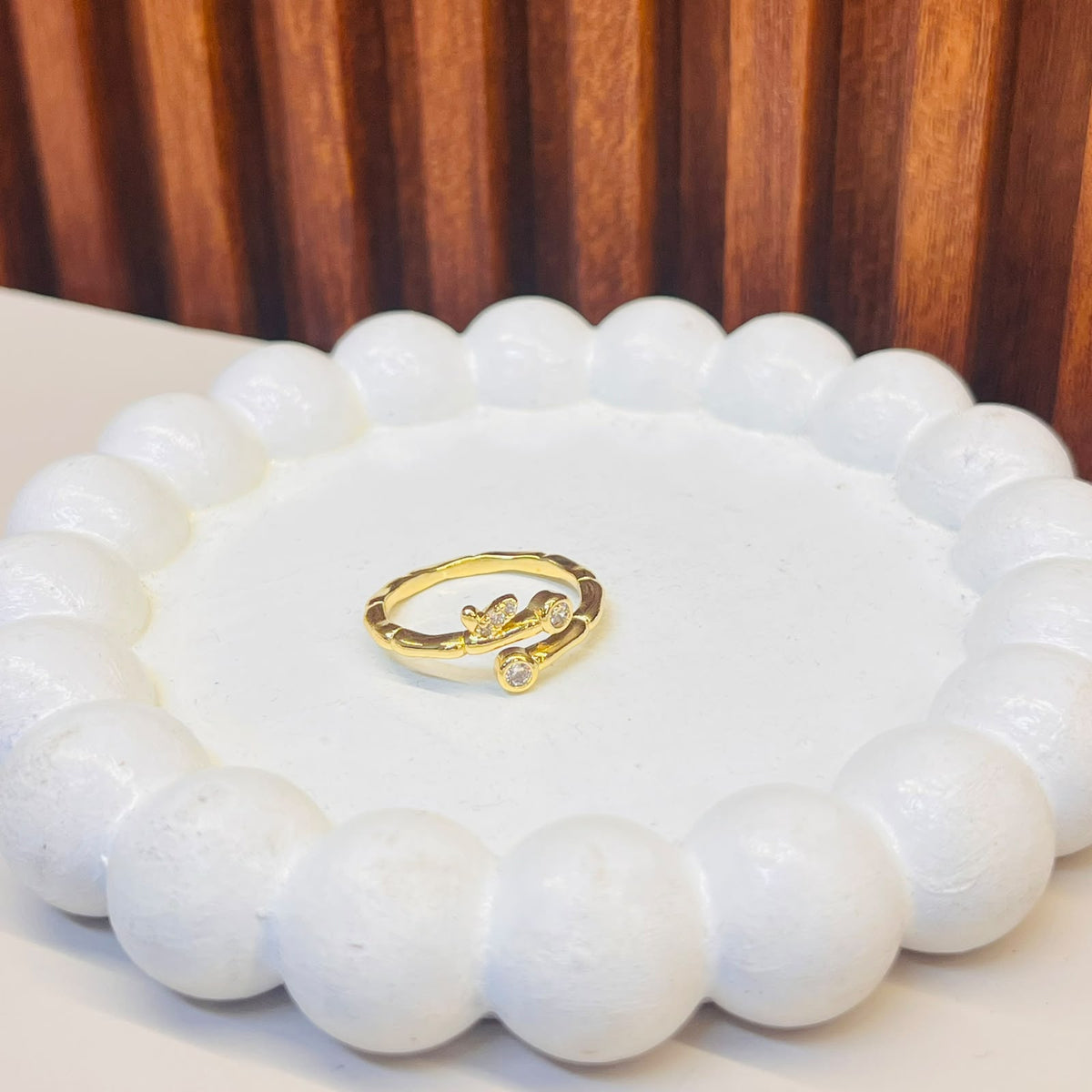 Elegant Dangle Ring