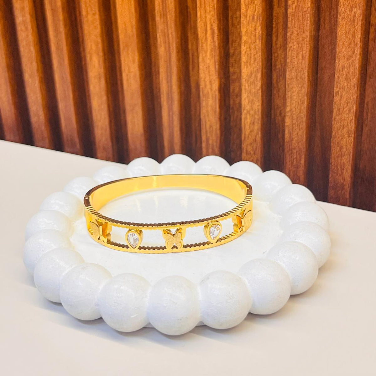 Queen's Glow  Bracelet