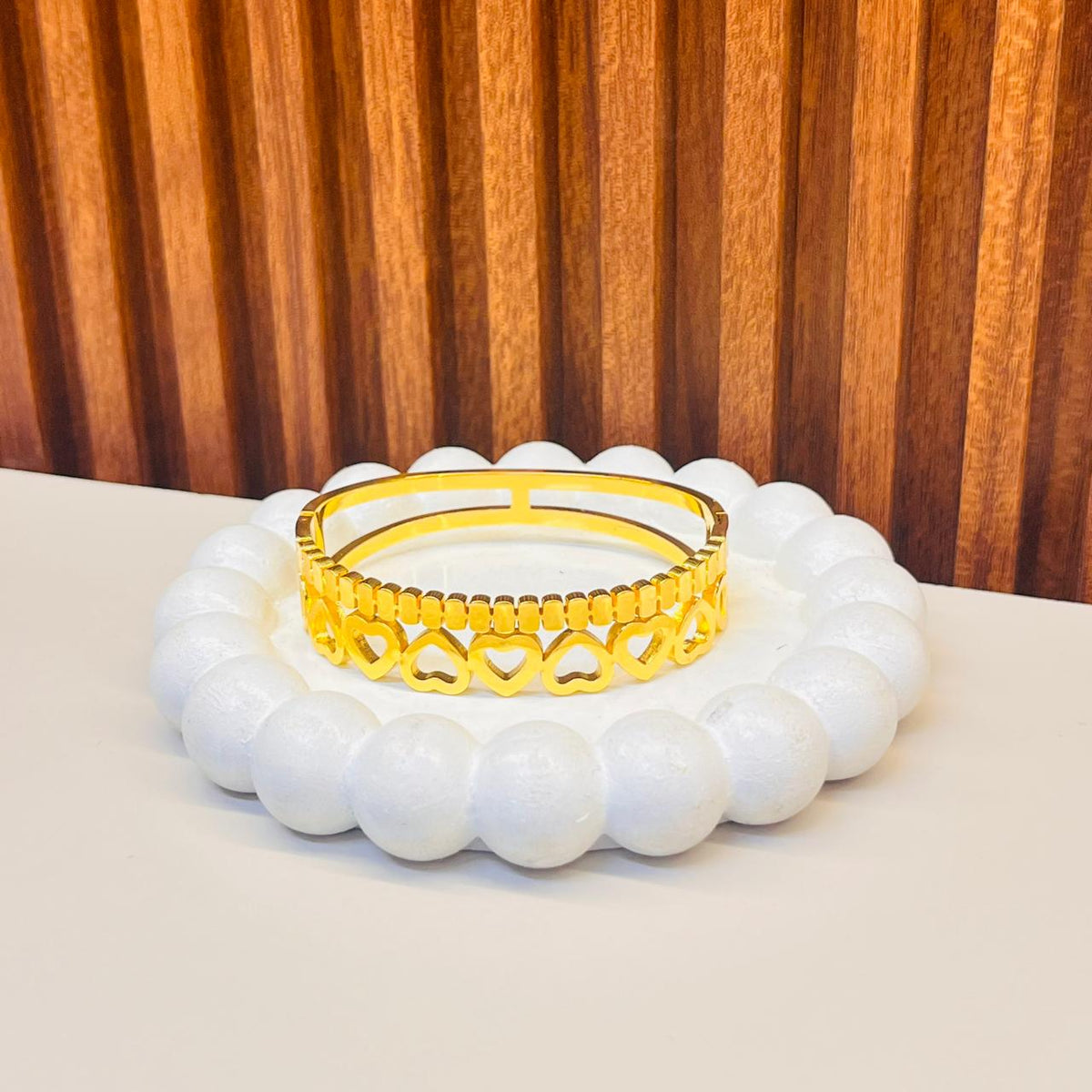 Golden Heart Line Bracelet