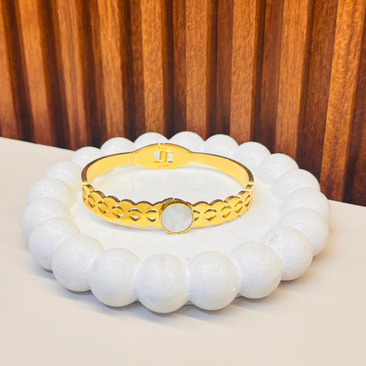 Elegant Edge Bracelet