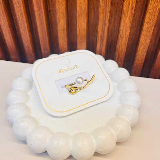 Pearl Swirl Ring