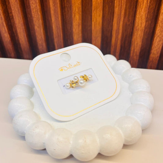Gold And White Pearl Ring