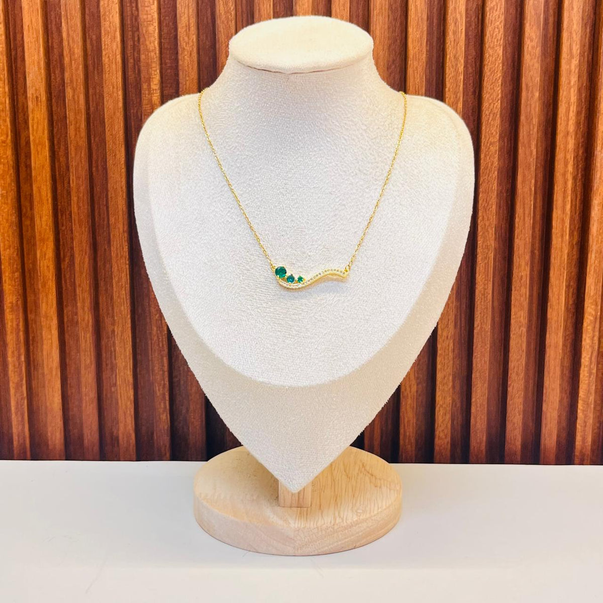 Emerald Wave Necklace
