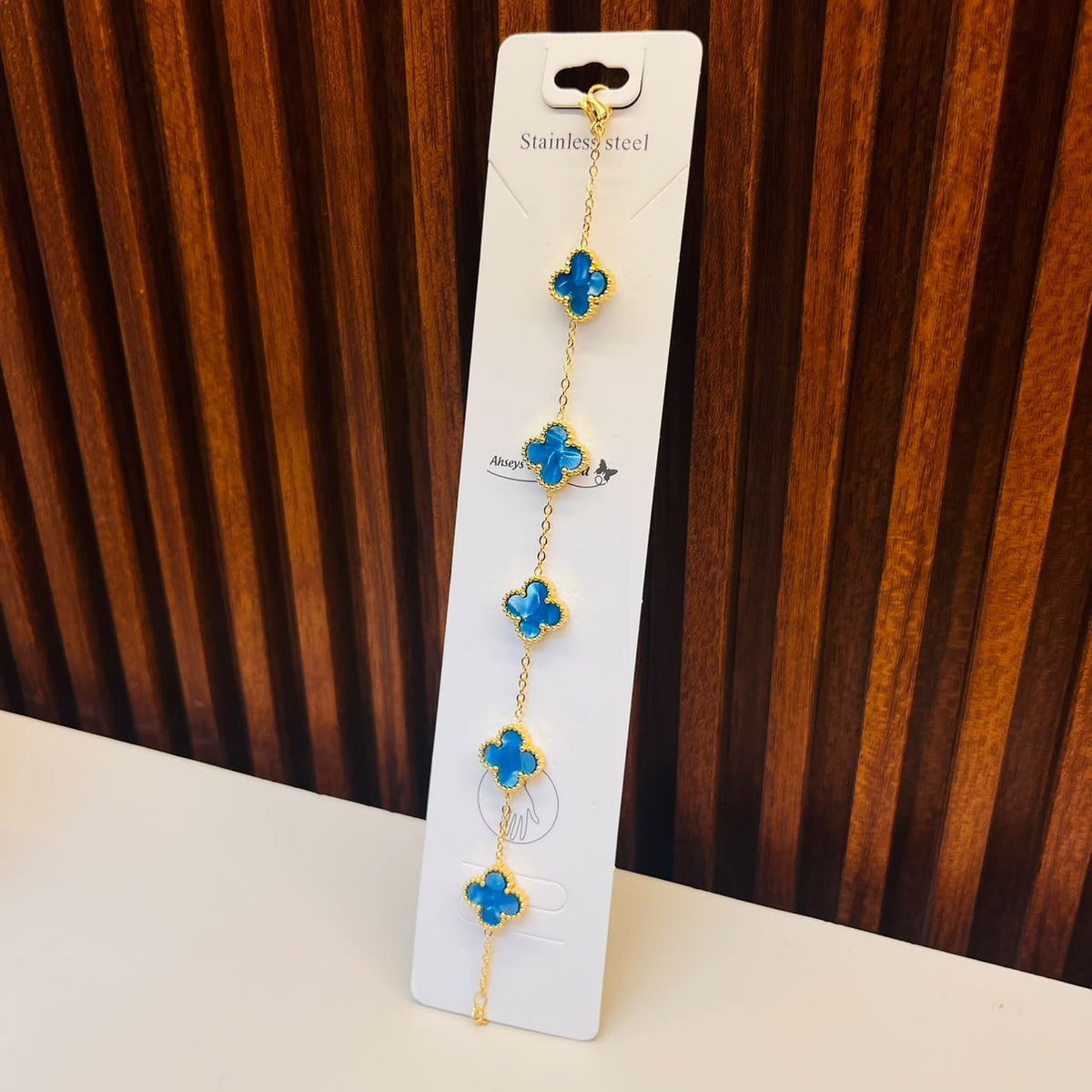 Sky Blue Glossy Clover Bracelet