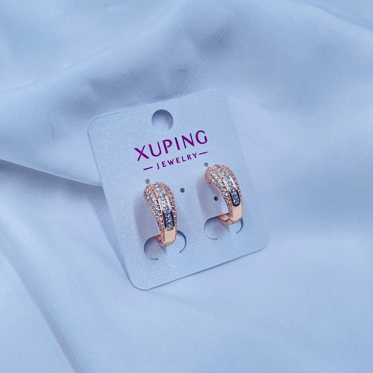 Glamour Clasps Earrings- XUPING