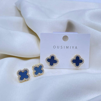 Black Petal Stud Earrings