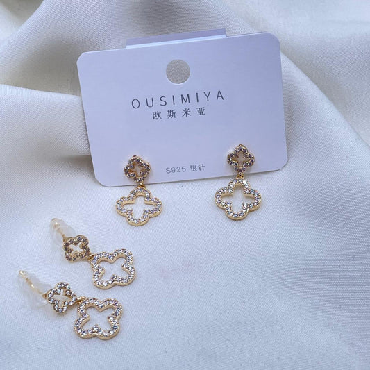 Sparkling Petal Earrings