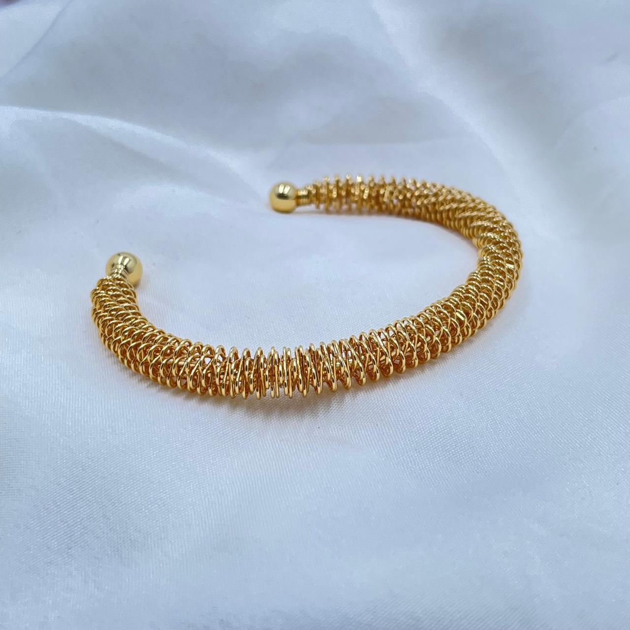 Coiled wire Bracelet