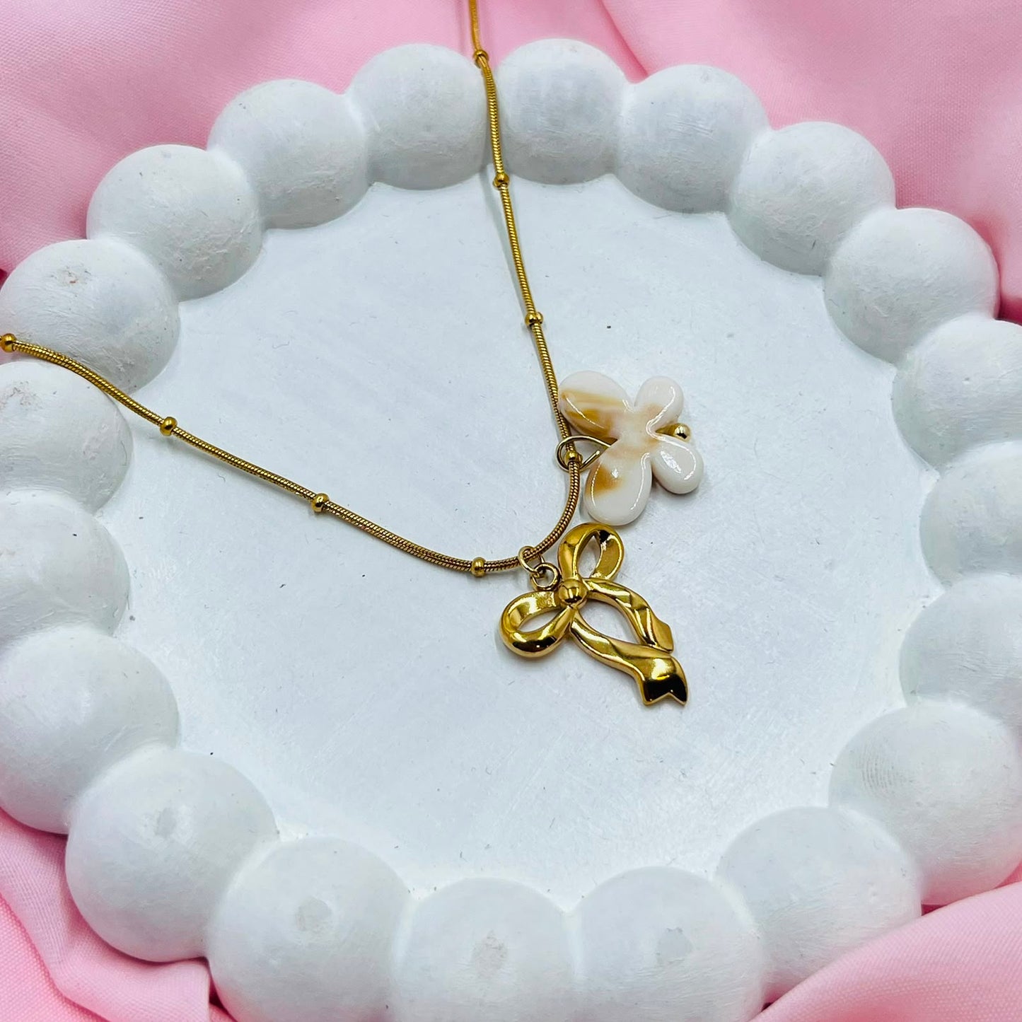 Bow Grace Necklace